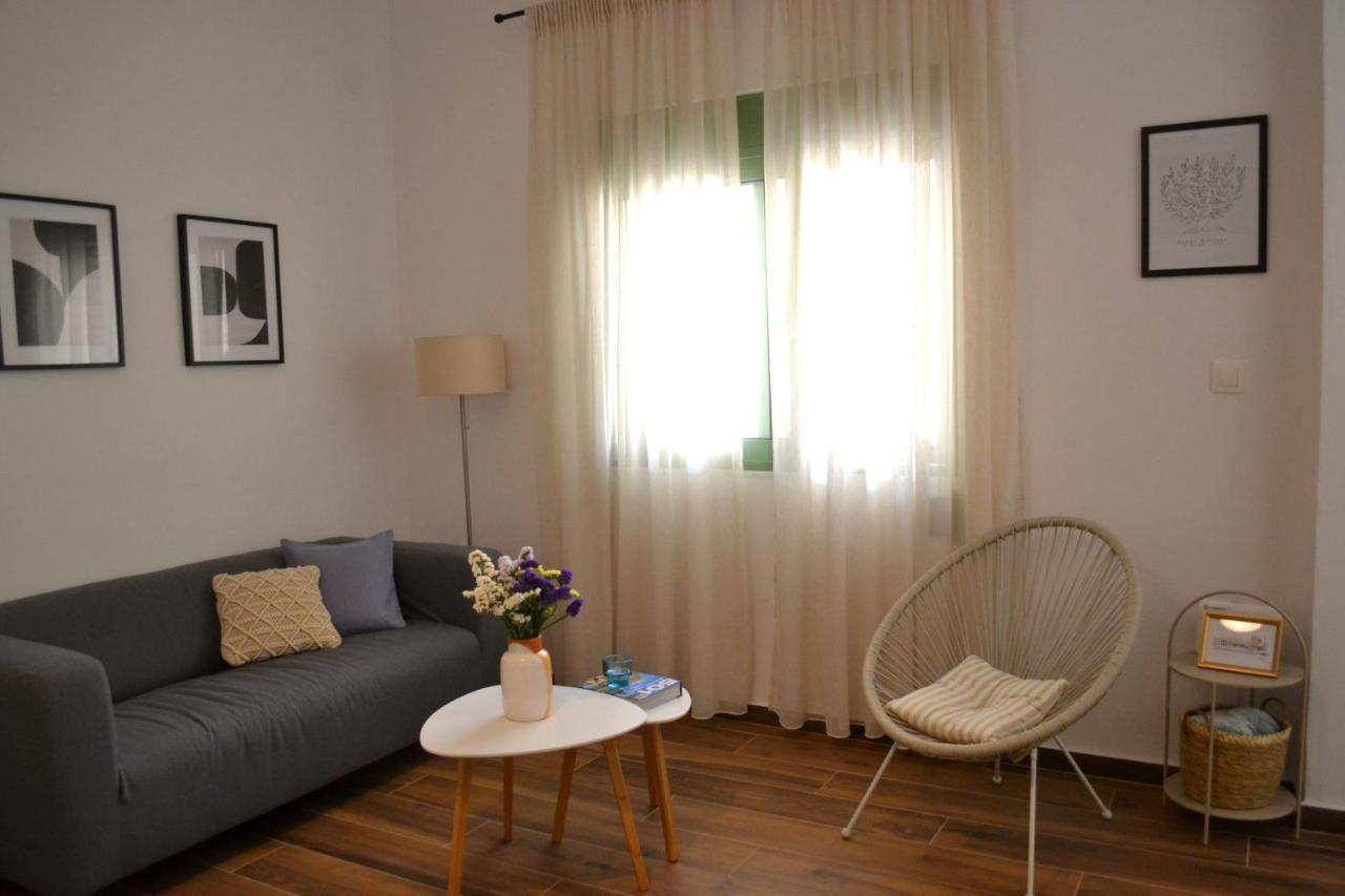Yannis Guest House Aegina Exterior photo